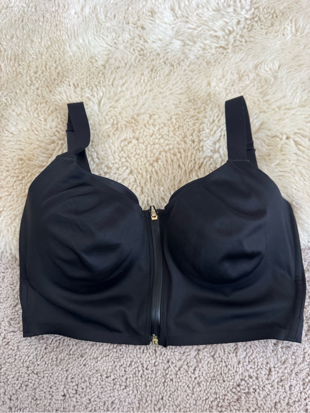 Victoria's Secret Black Front-Zip Support Sports Bra